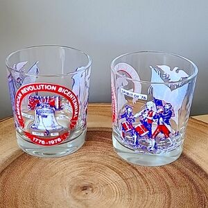 EUC Vintage historic tumblers